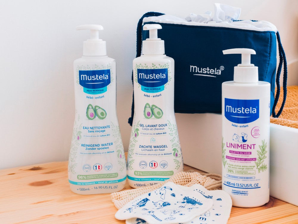 Mustela Vanity Set - Sac de changement de bébé bleu - Utilisable comme sac  d'hôpital confortable ou sac pour poussette. à l'intérieur 3 produits  Mustela pour le soin de bébé. : 